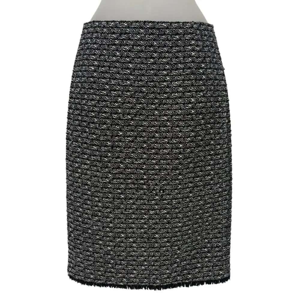 J.Crew Tweed Pencil Skirt Black & White Textured Size 00 Lined Classic Career